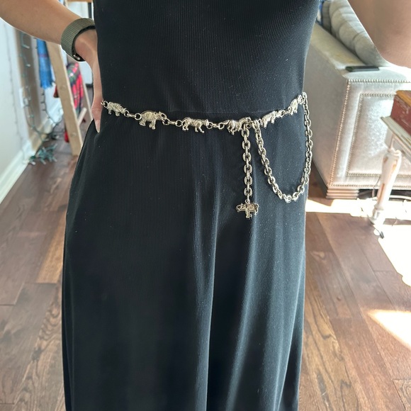 Vintage chain belt with elephant rhino zebra and cheetah figurines - Picture 1 of 3